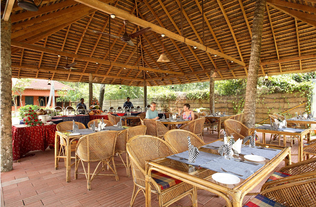 Cocobay Resort Kumarakom Étterem fotó